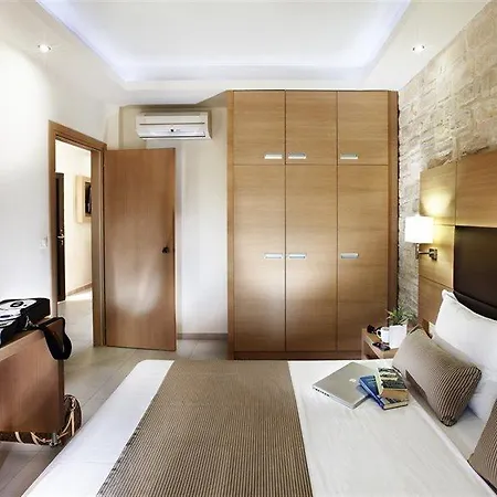Anna's House מלון דירות 4*