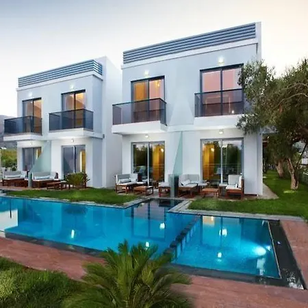 Anna's House 4*